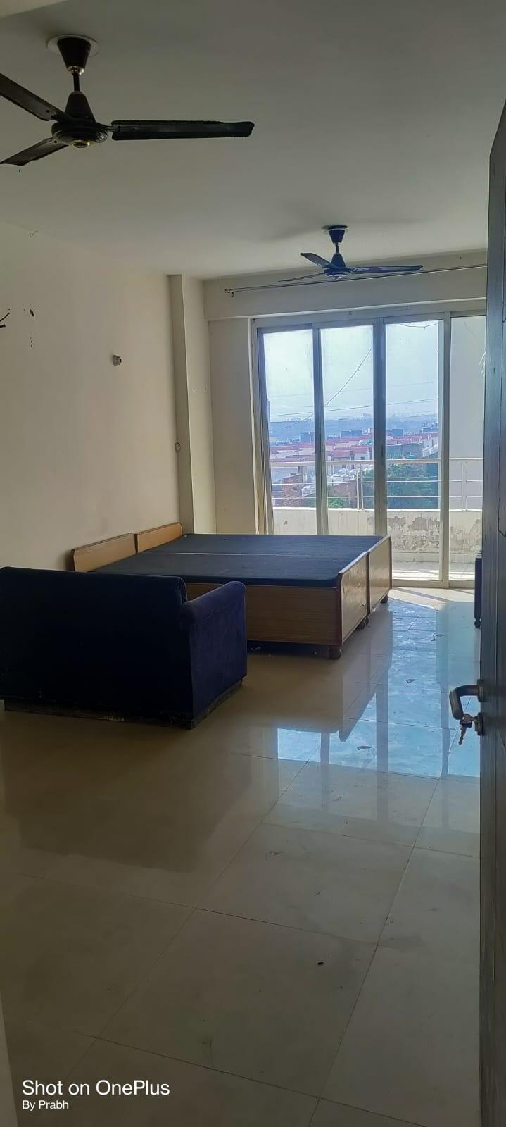 1 Room with Kitchen Fully Furnished House