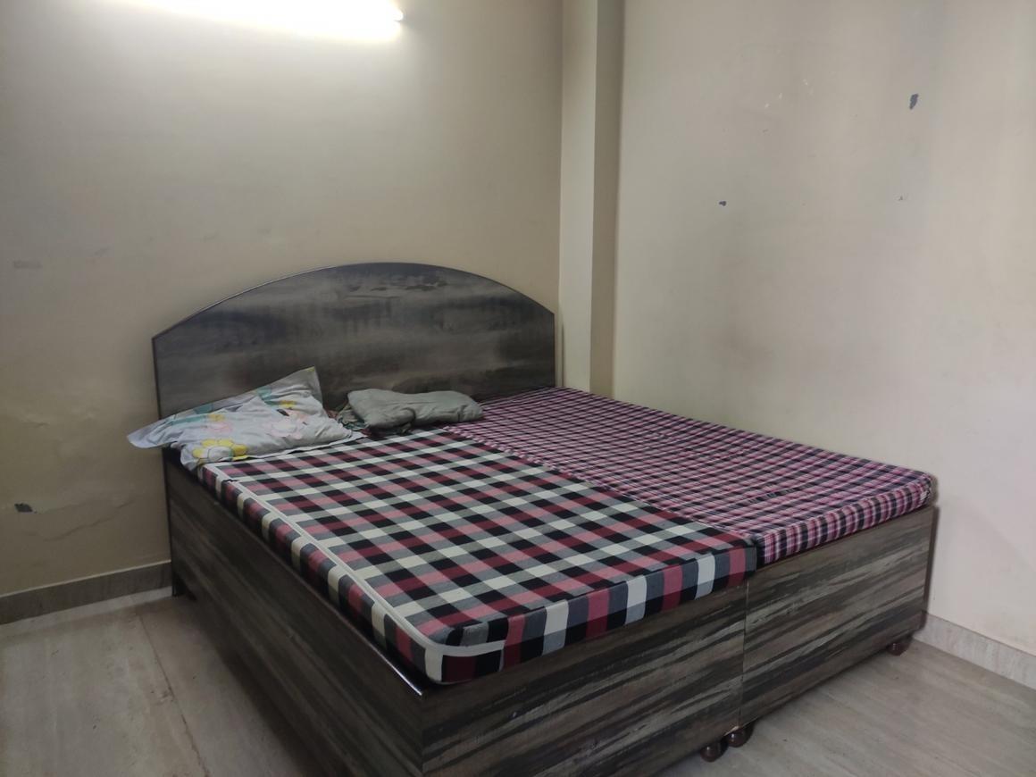1 Room with Kitchen Fully Furnished House