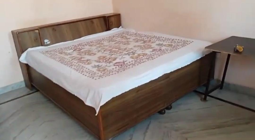 1 Room with Kitchen Fully Furnished House