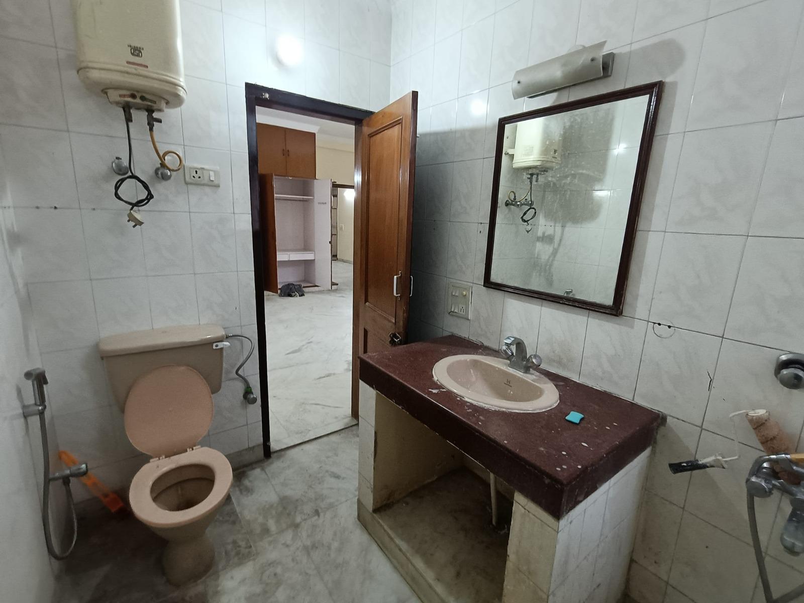 3BHK Semi Furnished House