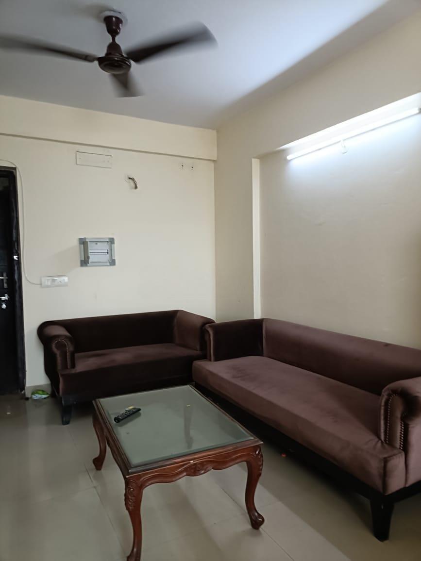 1 Room with Kitchen Unfurnished House