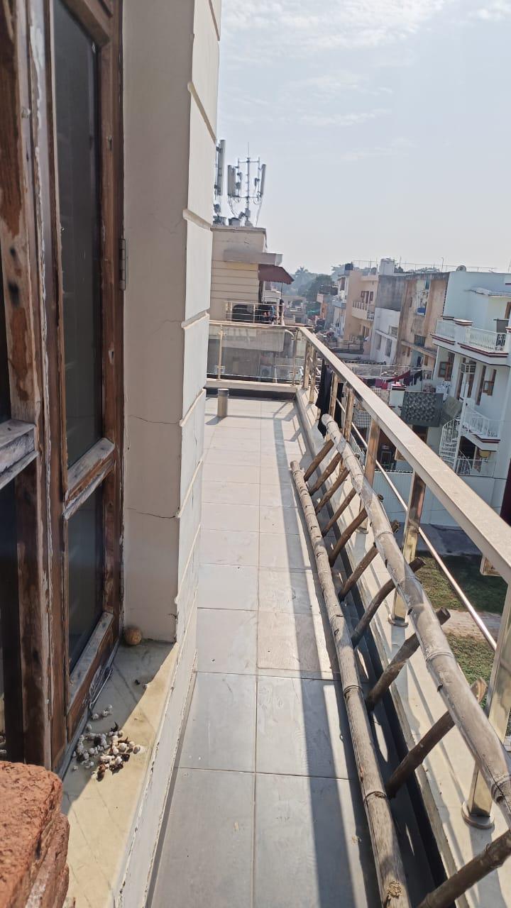 1 Room with Kitchen Fully Furnished House