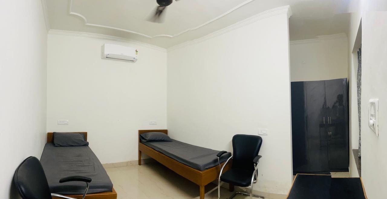 Room for rent