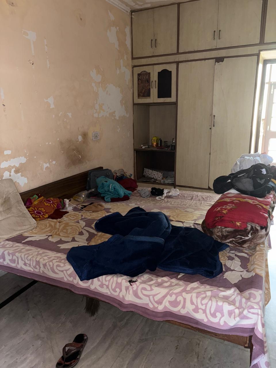 1 Room with Kitchen Fully Furnished House