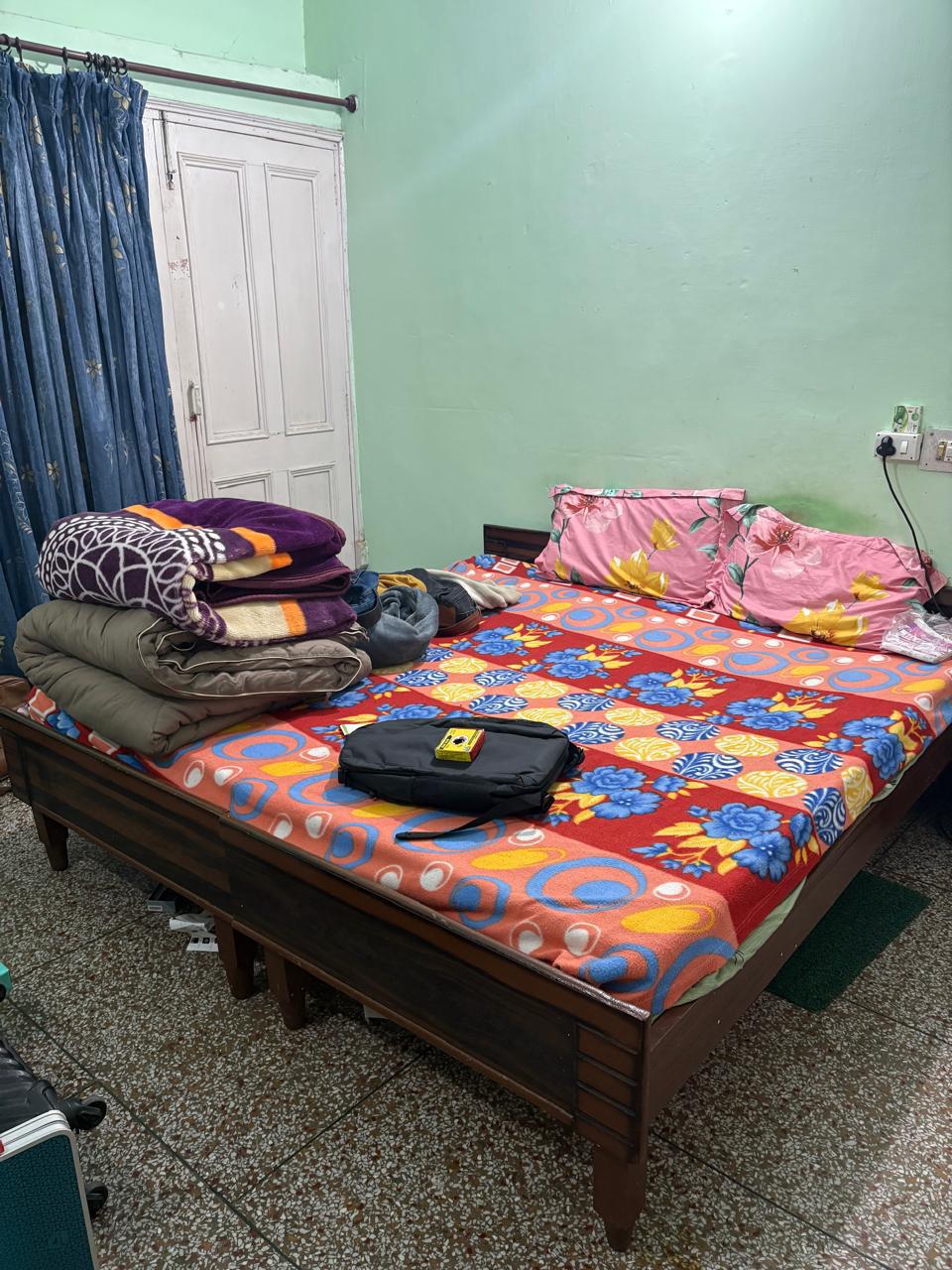 2 Room with Kitchen Semi Furnished House