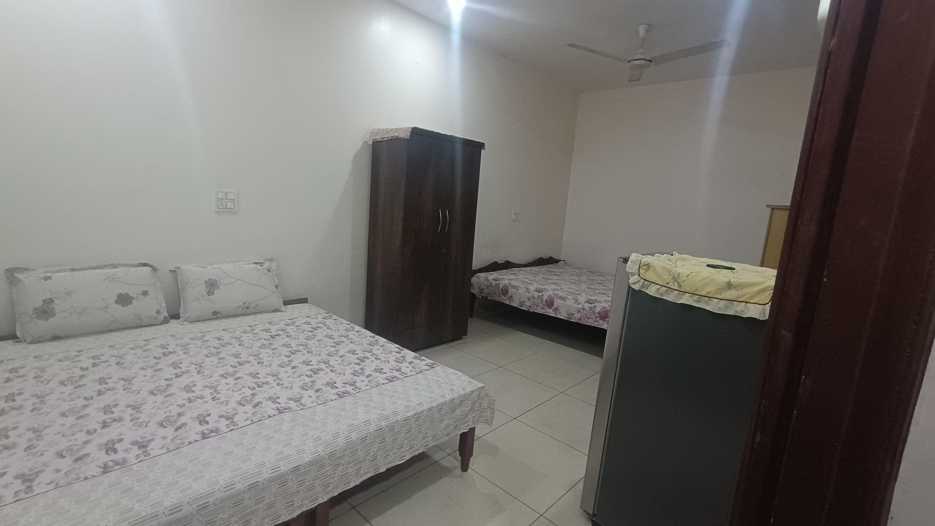 PG for Boys in Phase 3B2, Mohali