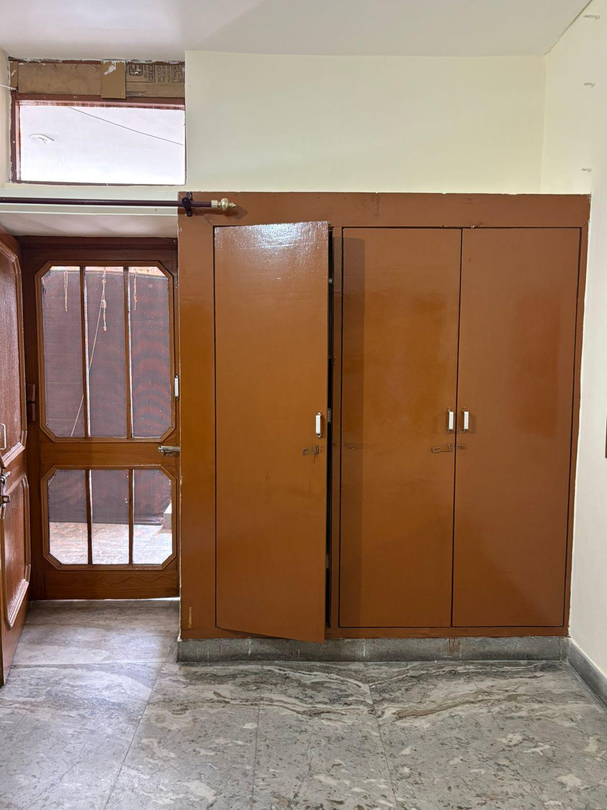 2 Room with Kitchen Unfurnished House