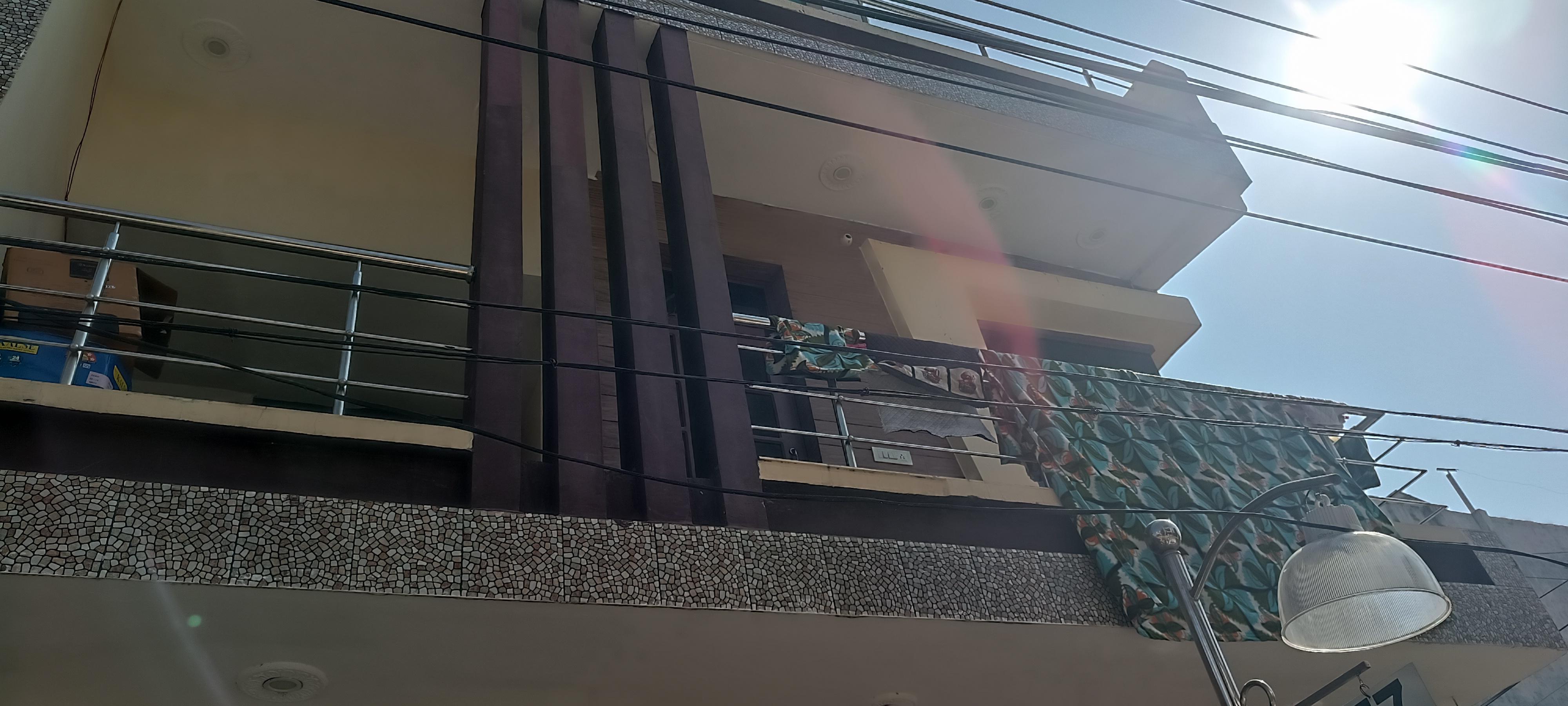 1 Room with Kitchen Fully Furnished House