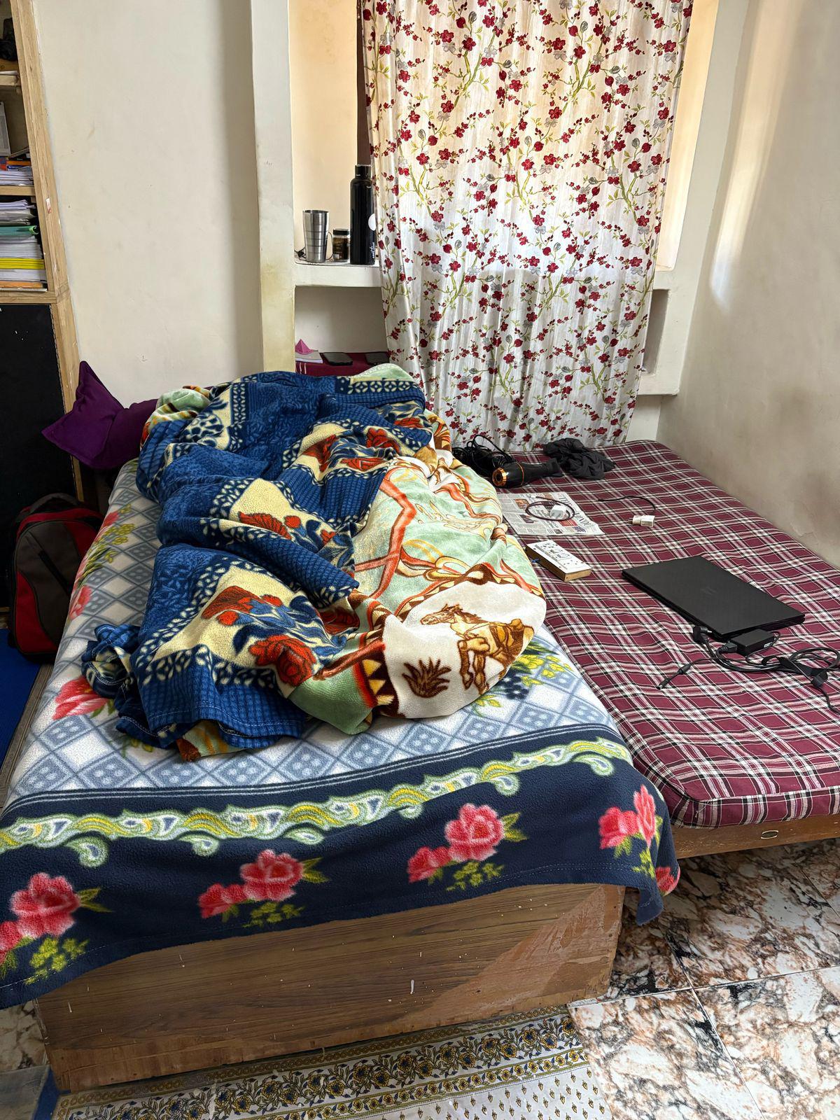 Four Sharing PG for Rent