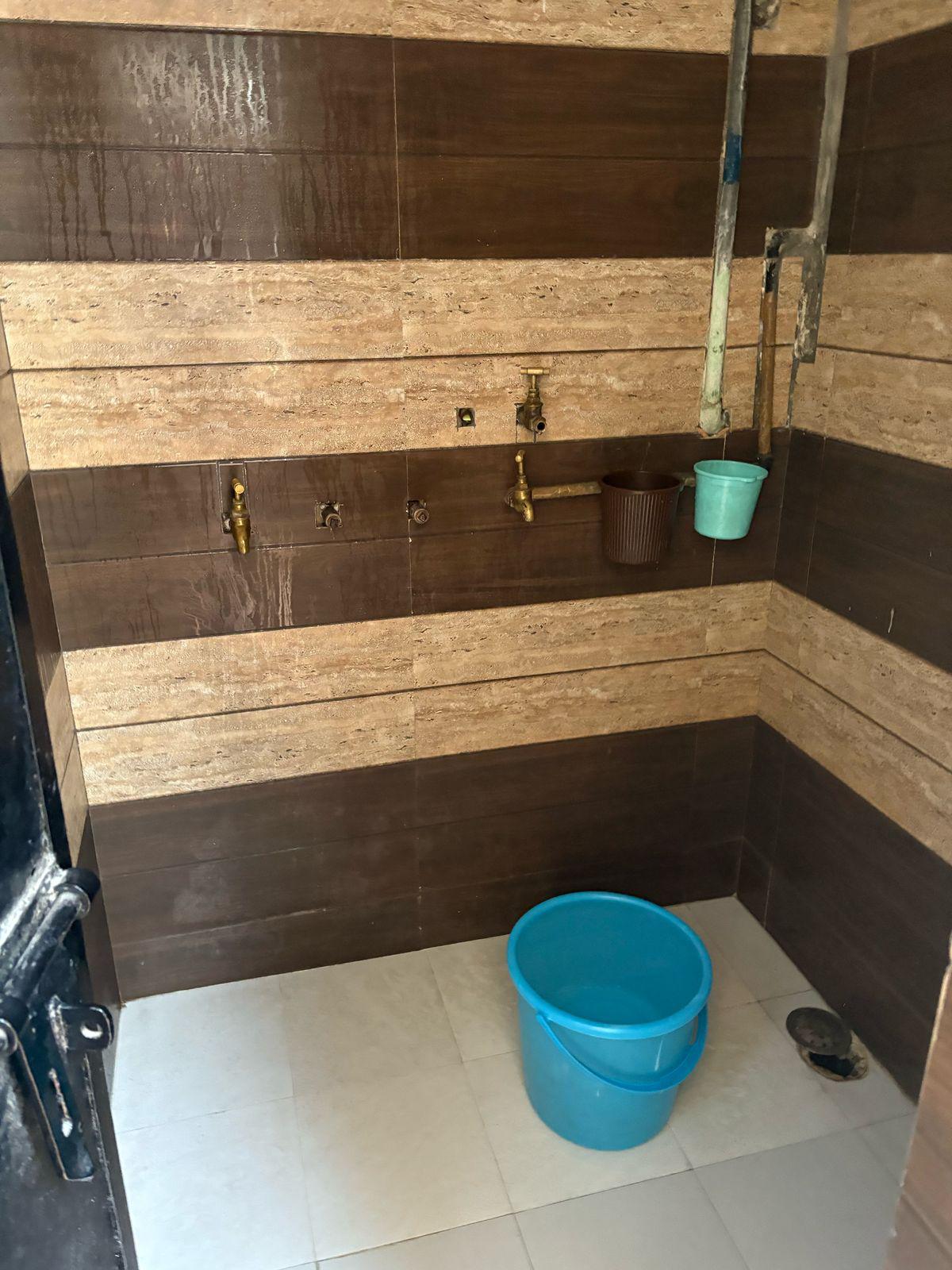 Four Sharing PG for Rent