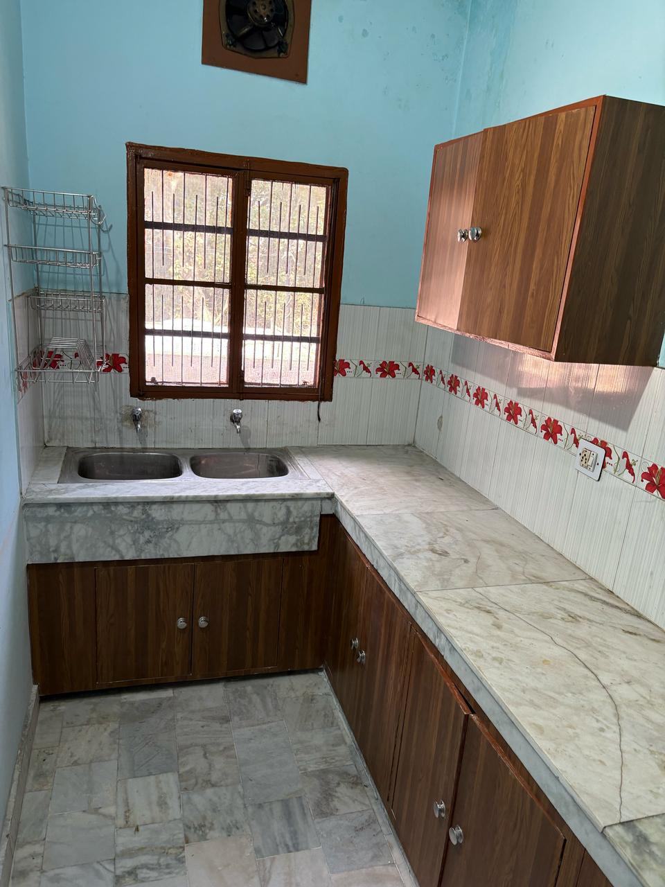 2 Room with Kitchen Unfurnished House