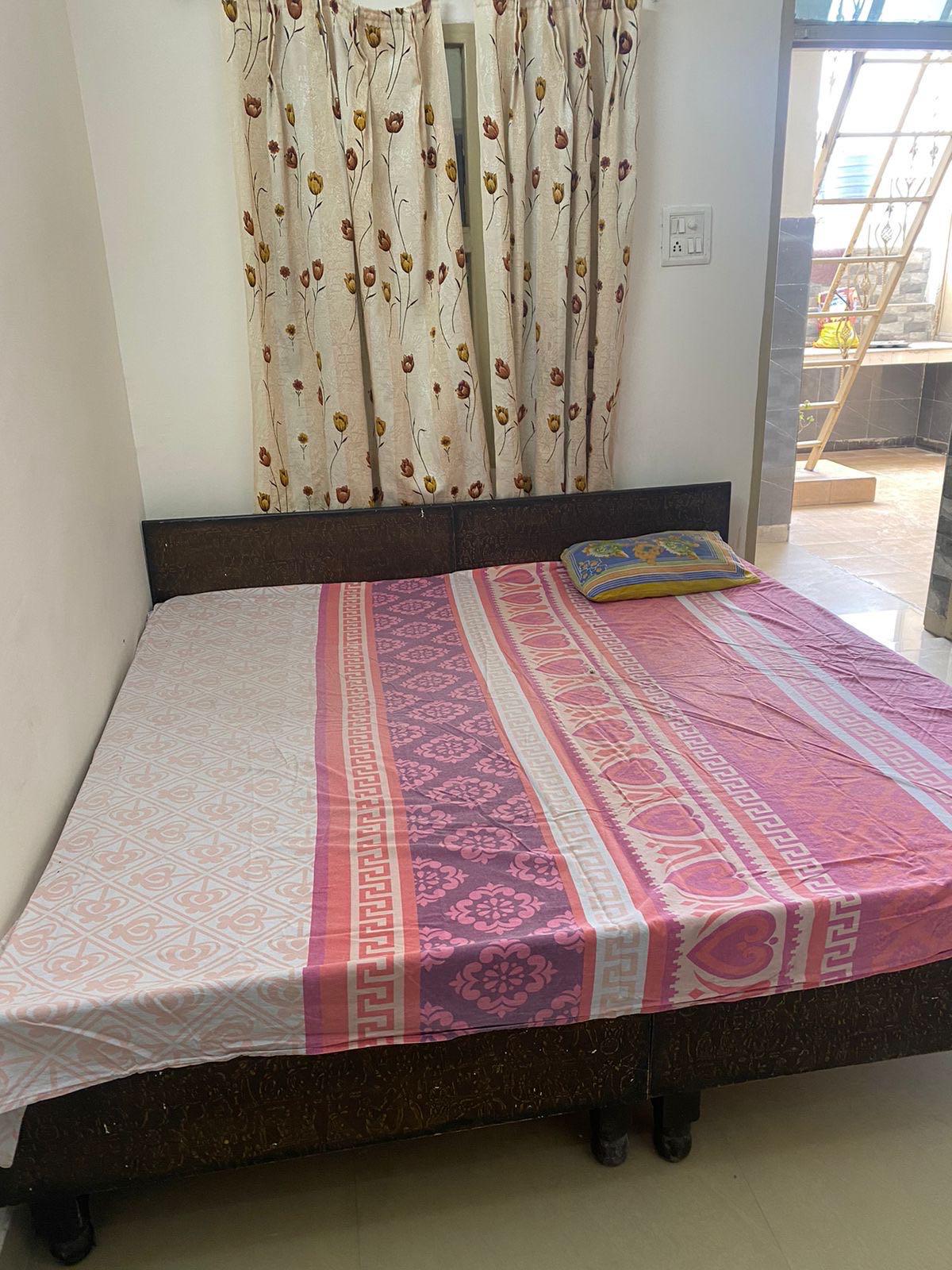PG for Girls in Zirakpur