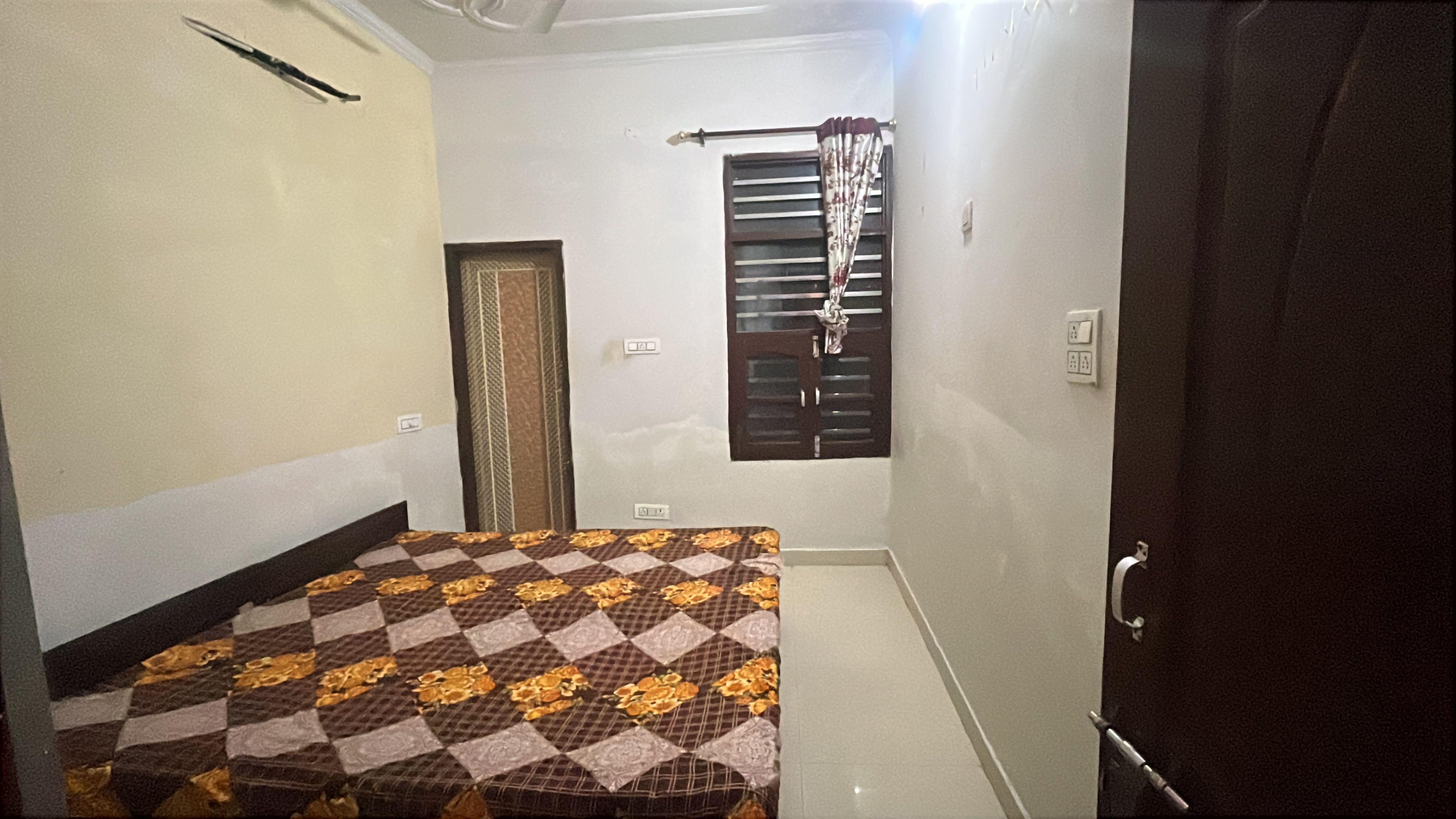 PG for Girls in GBP CREST, Kharar