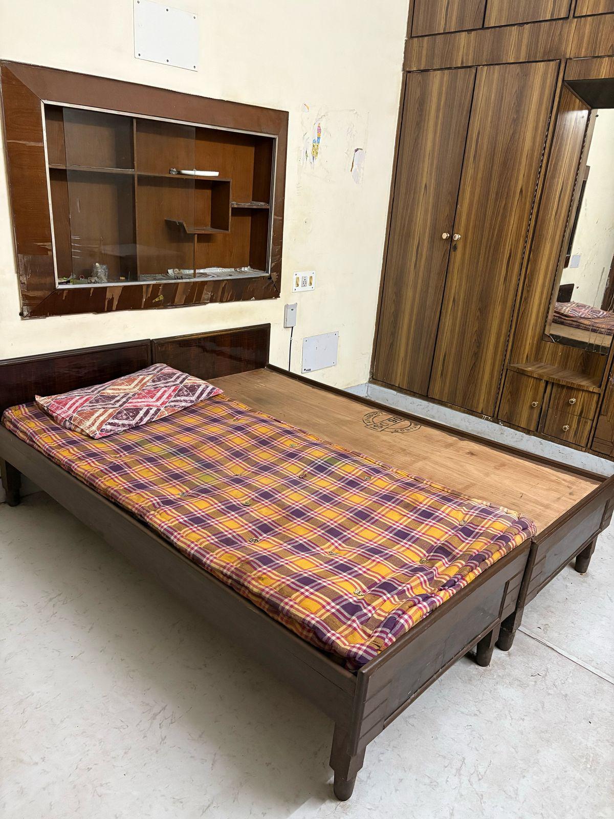 1 Room with Kitchen Fully Furnished House
