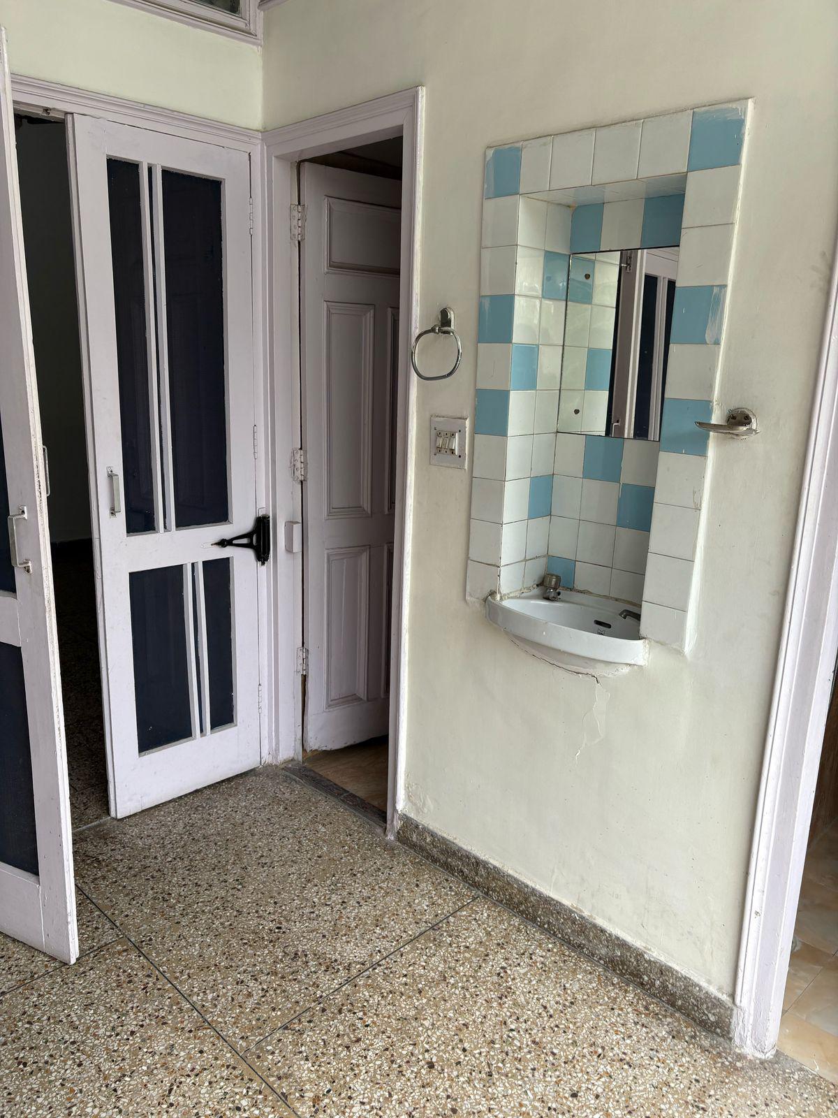 2 Room with Kitchen Unfurnished House
