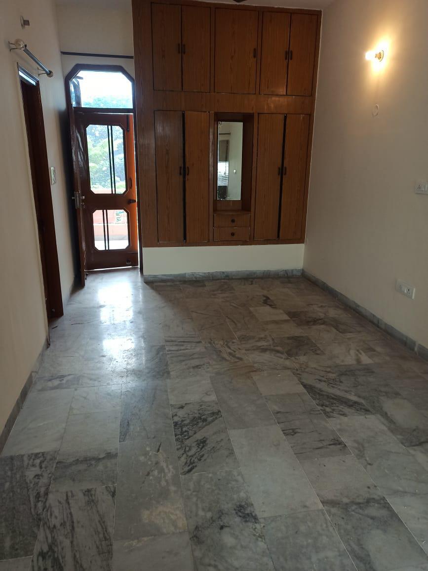 1BHK Unfurnished House