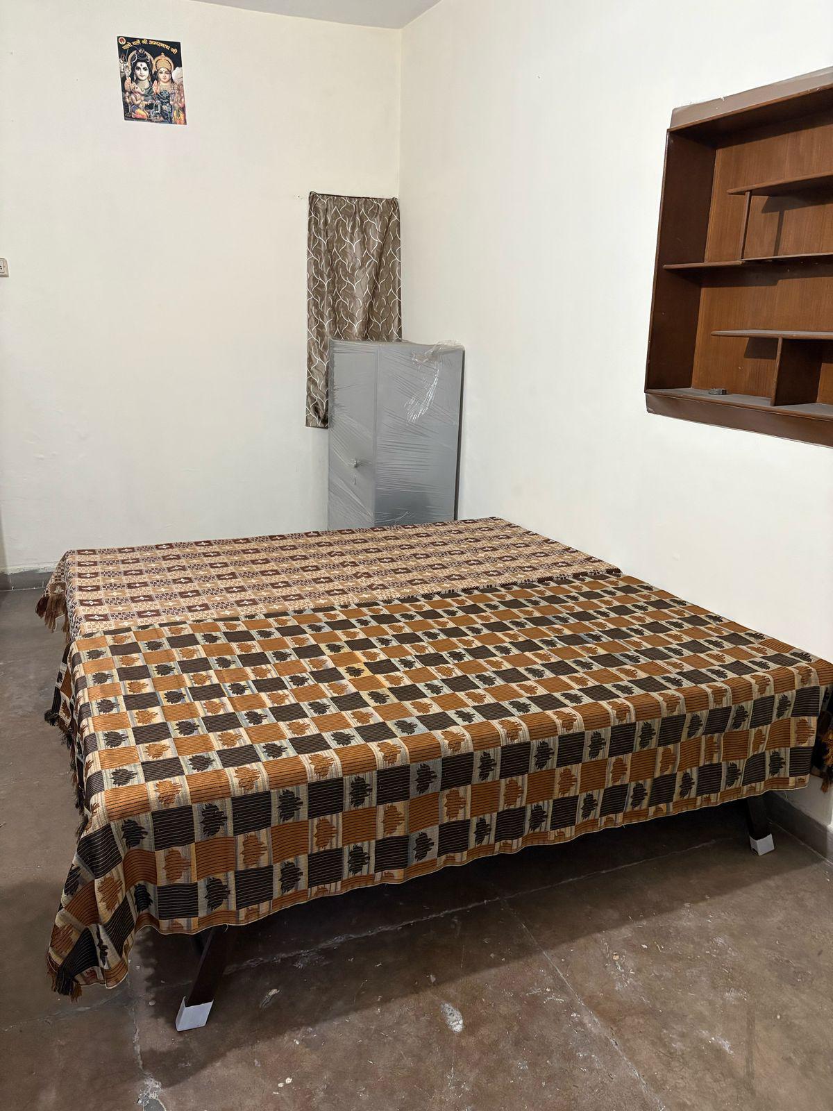 1 Room with Kitchen Semi Furnished House