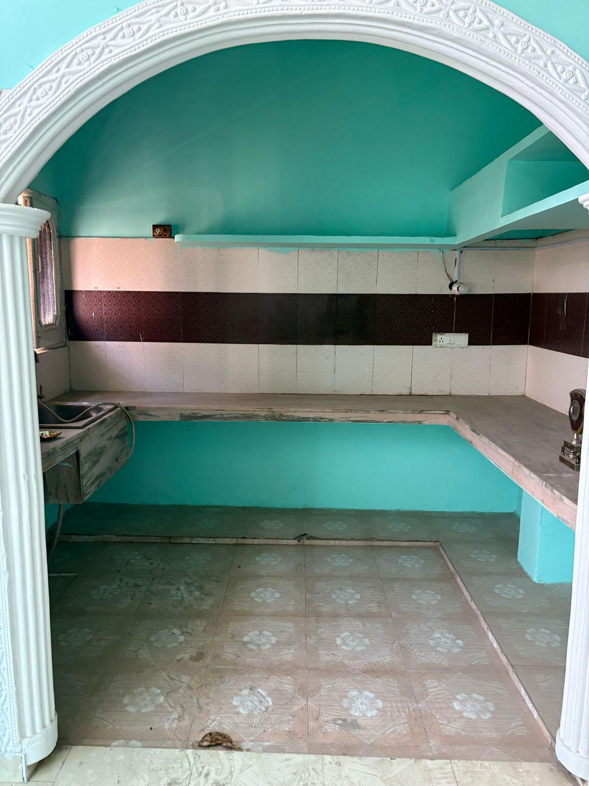 4+ BHK House for Rent