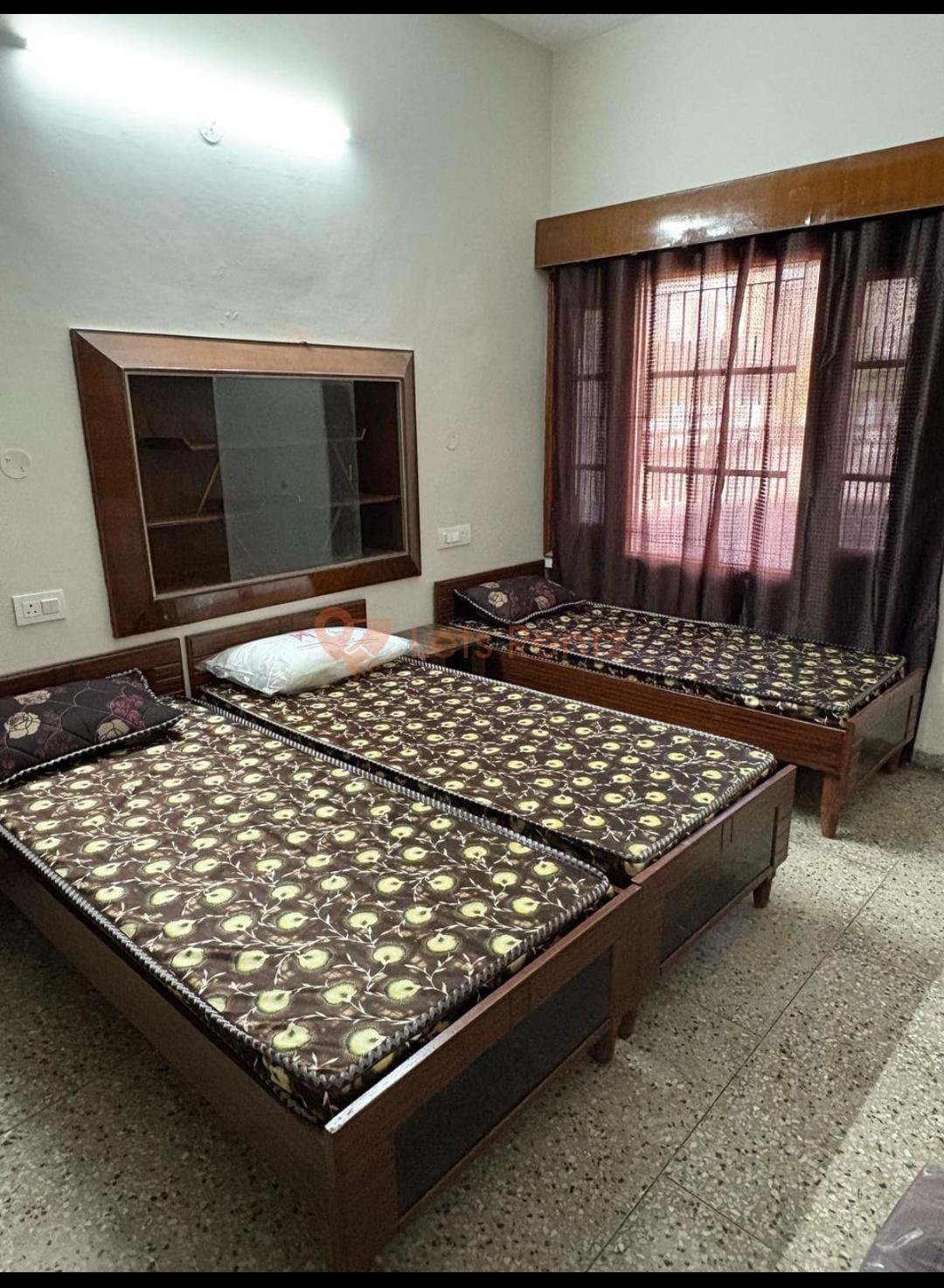 Room for rent