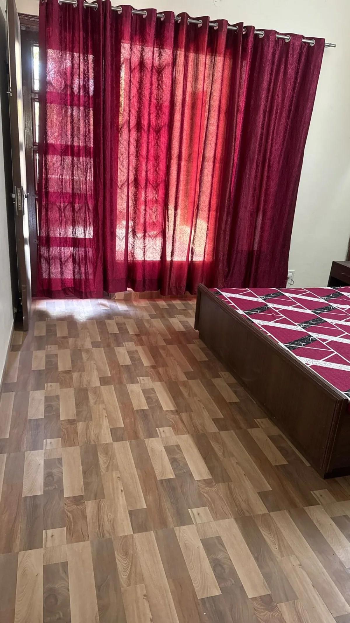 PG for Girls in Main Bazar,Kharar