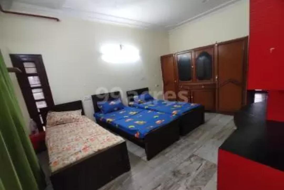 Room for rent