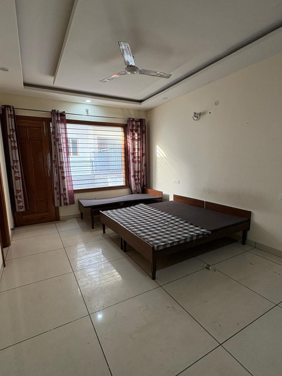 3BHK Semi Furnished House