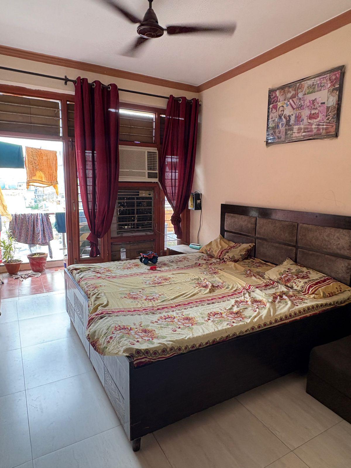 1BHK Semi Furnished House