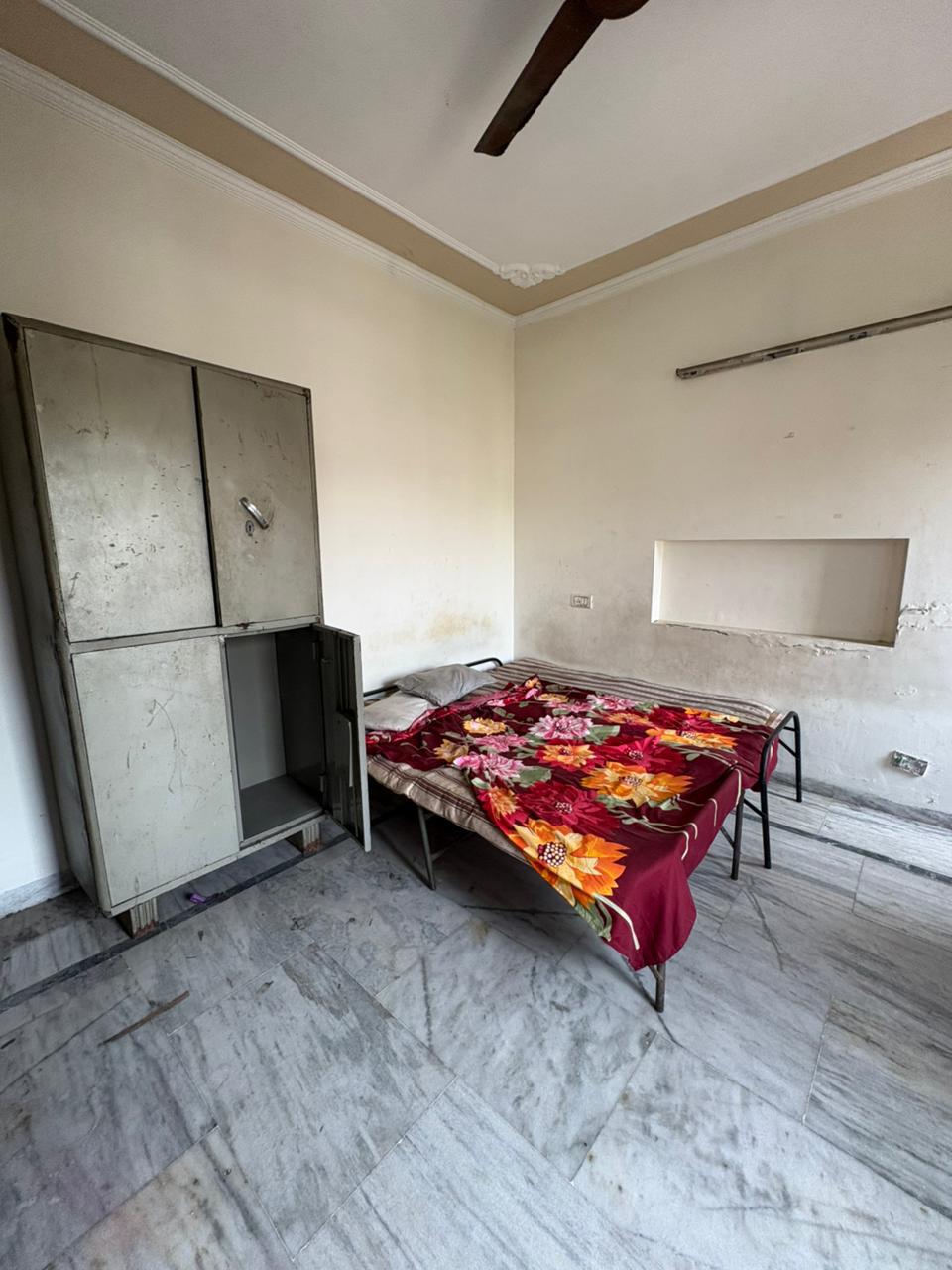 1 Room with Kitchen Fully Furnished House