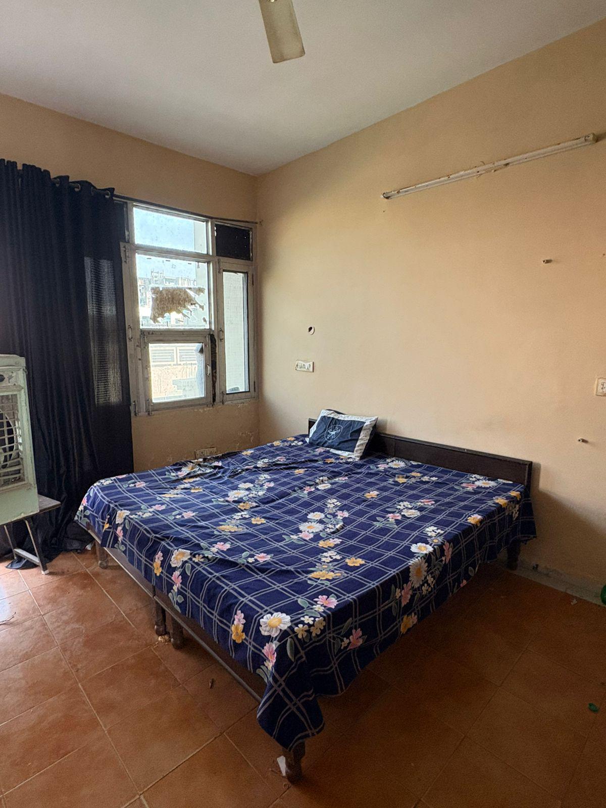 1 Room with Kitchen Fully Furnished House