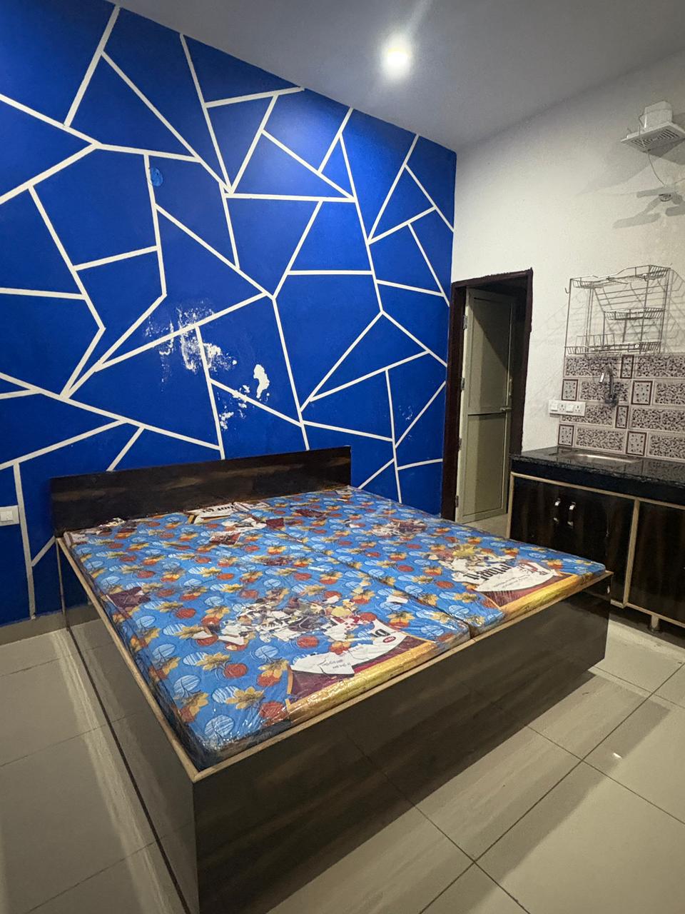 1 Room with Kitchen Fully Furnished House