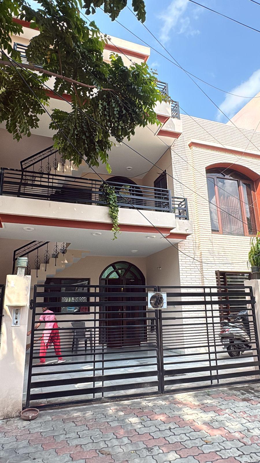 1 Room with Kitchen Semi Furnished House