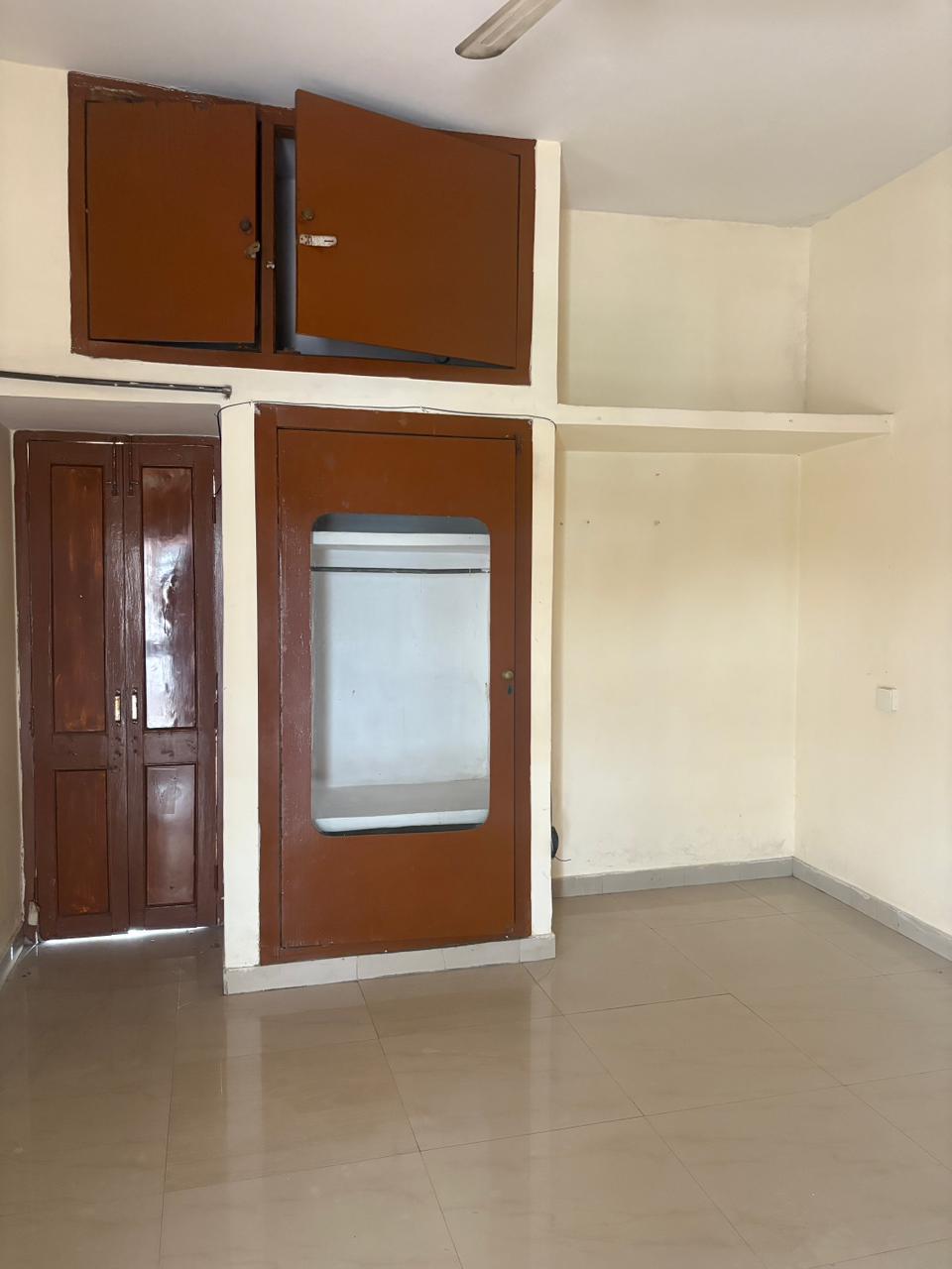 1 Room with Kitchen Unfurnished House