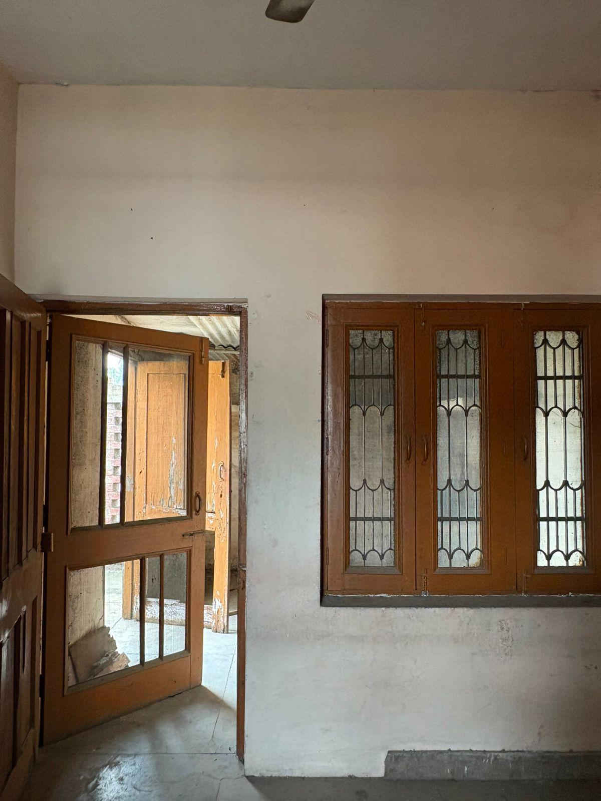 2 Room with Kitchen Unfurnished House