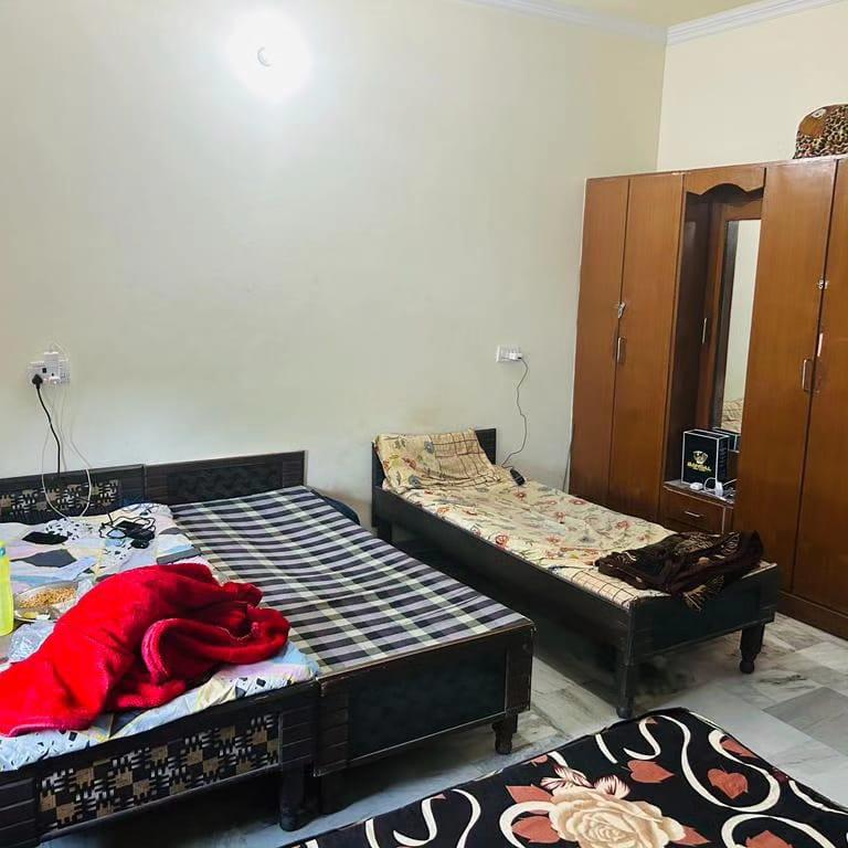 Room for rent