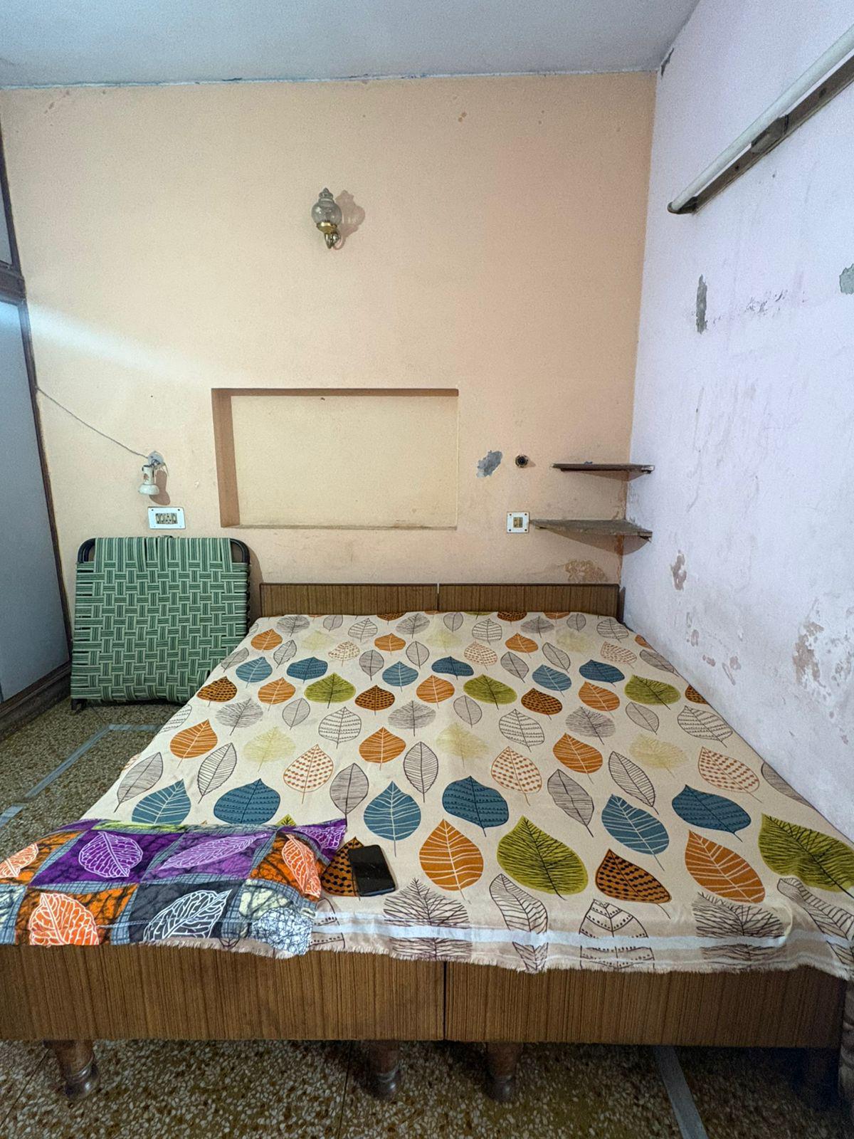 1 Room with Kitchen Semi Furnished House