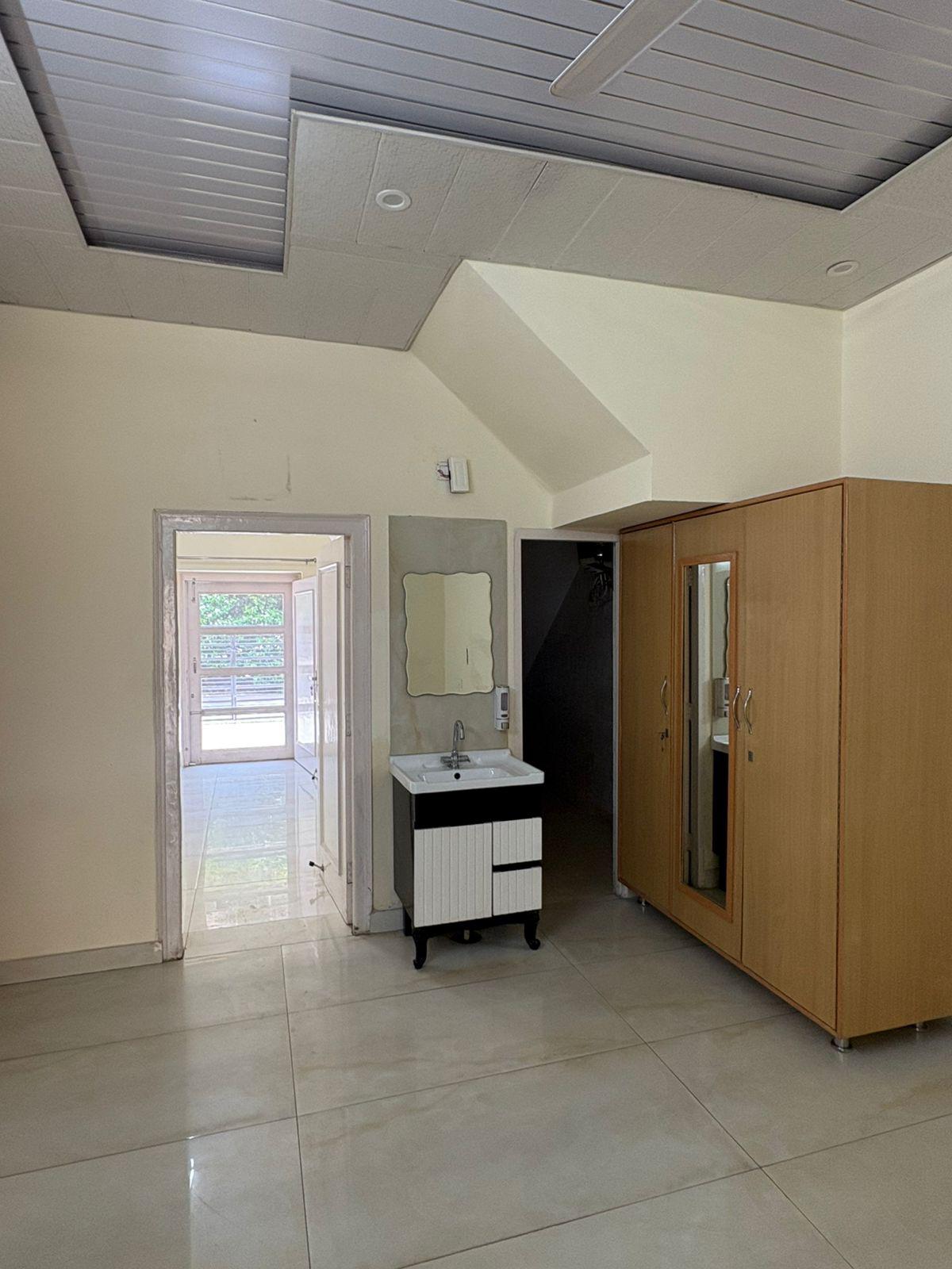 Room for rent