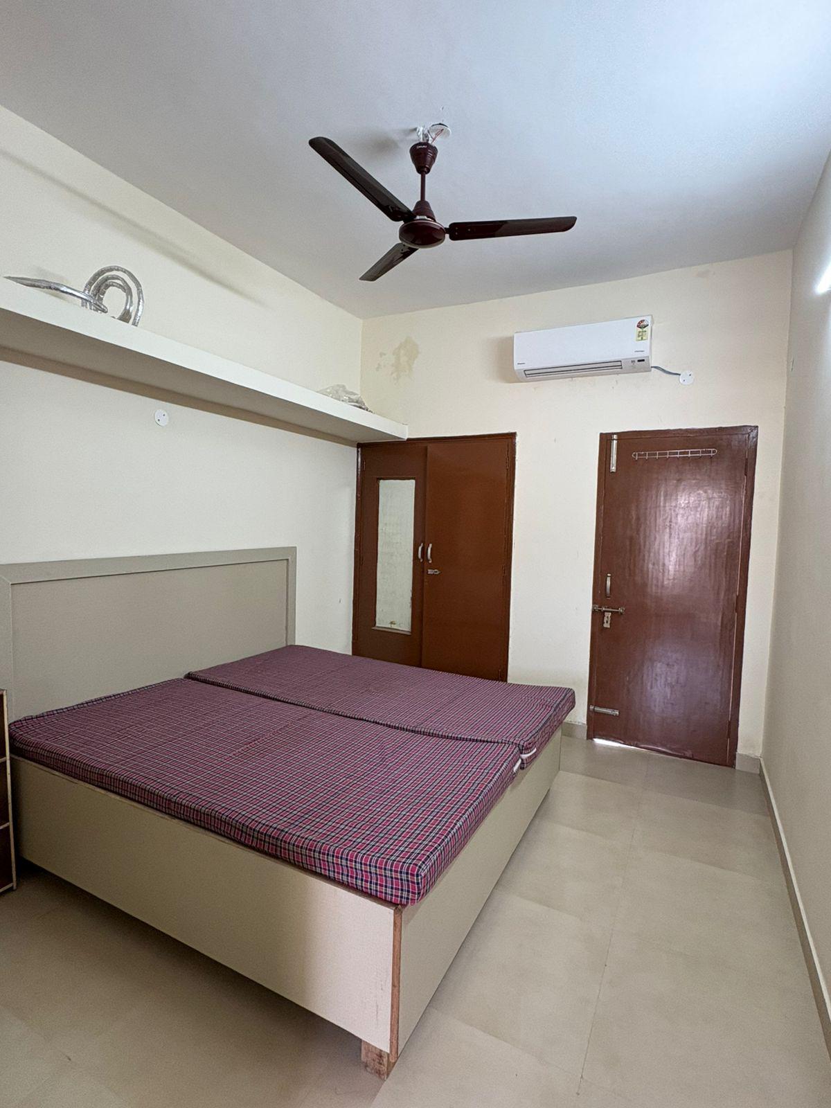 1 Room with Kitchen Fully Furnished House