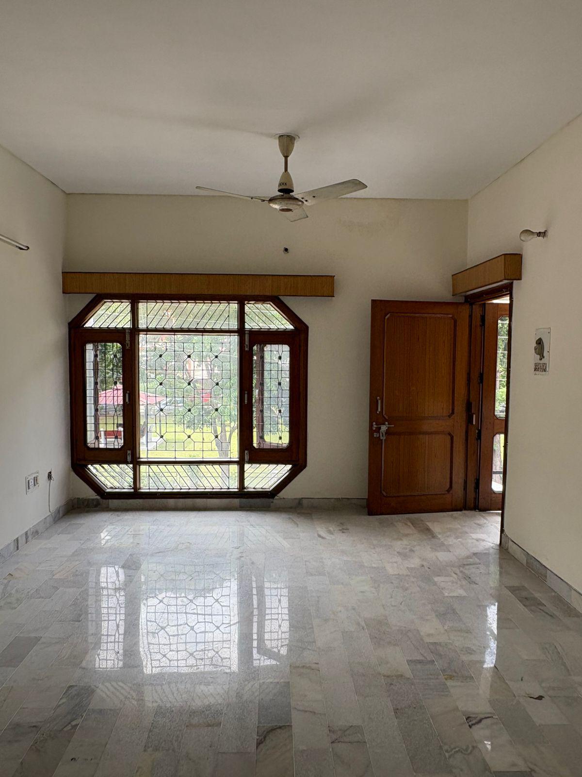 1BHK Unfurnished House