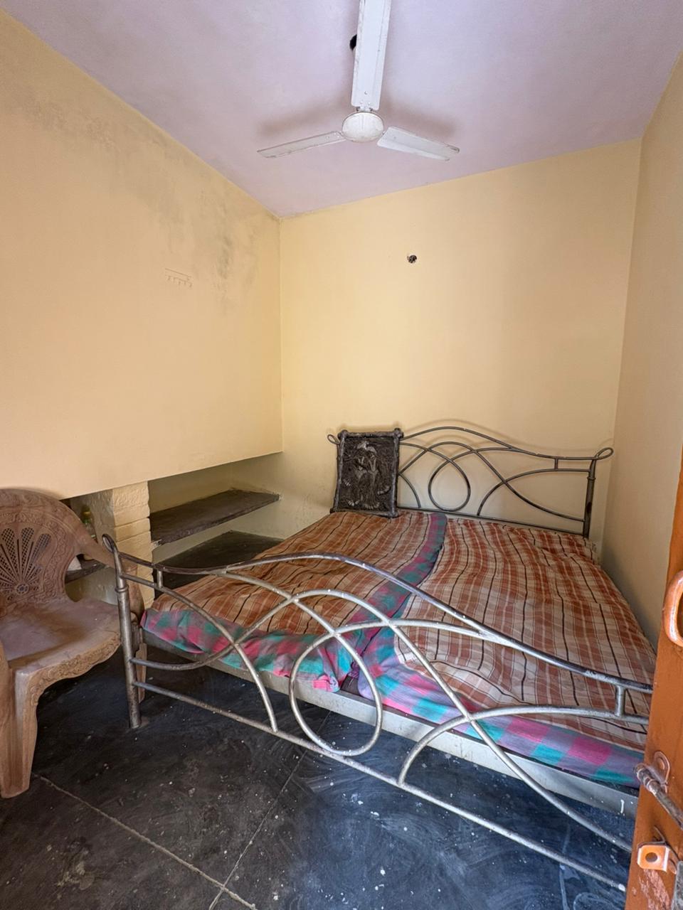 1 Room with Kitchen Semi Furnished House