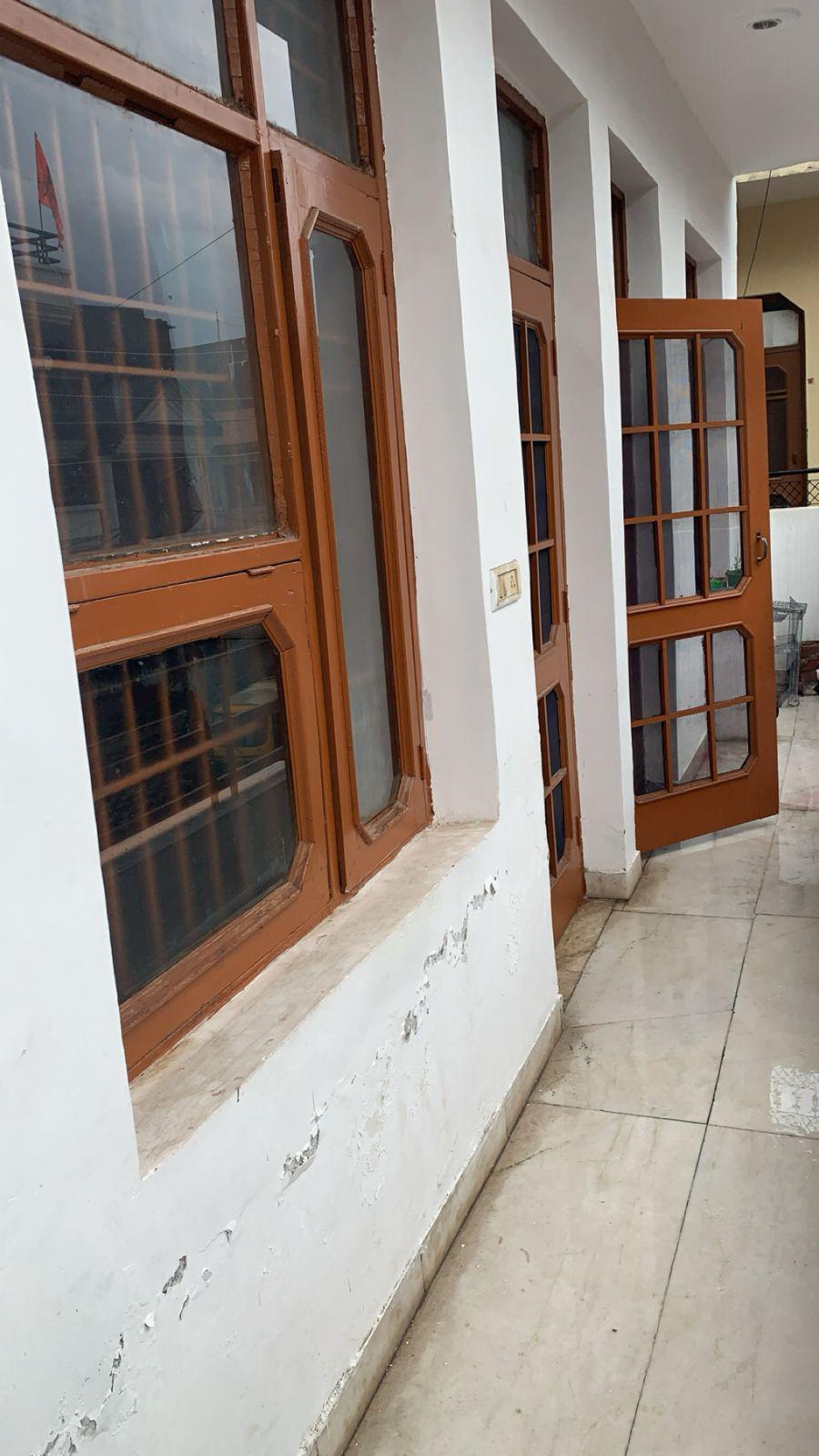 2 Room with Kitchen Unfurnished House