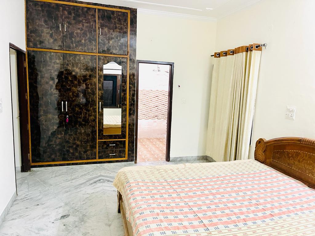 Room for rent
