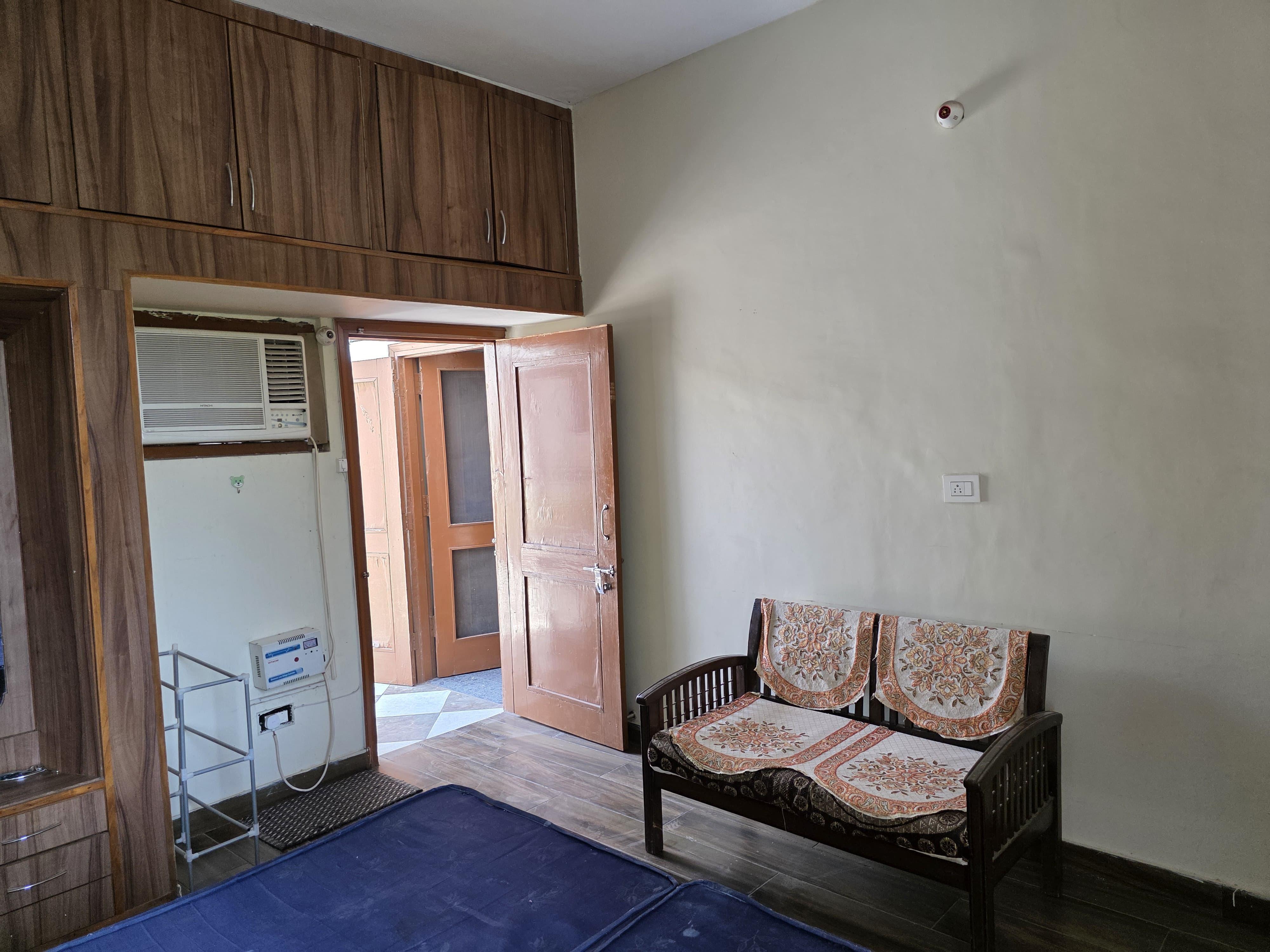 Room for rent