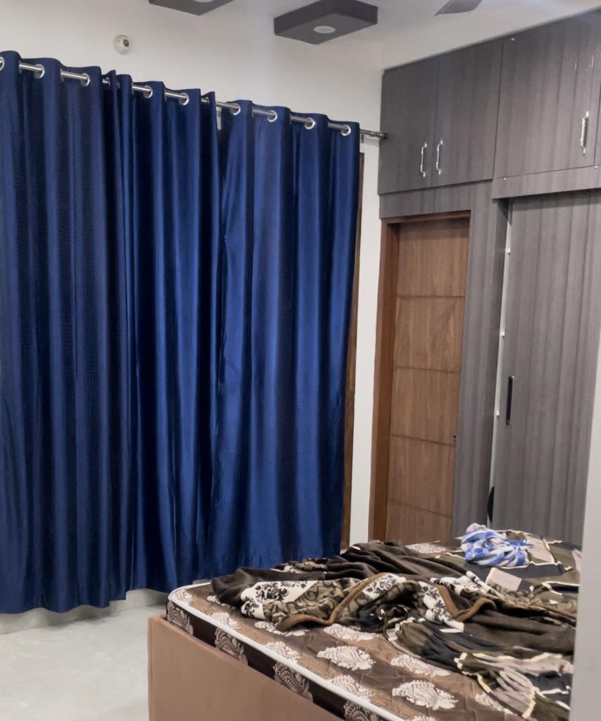 2BHK Semi Furnished Flat