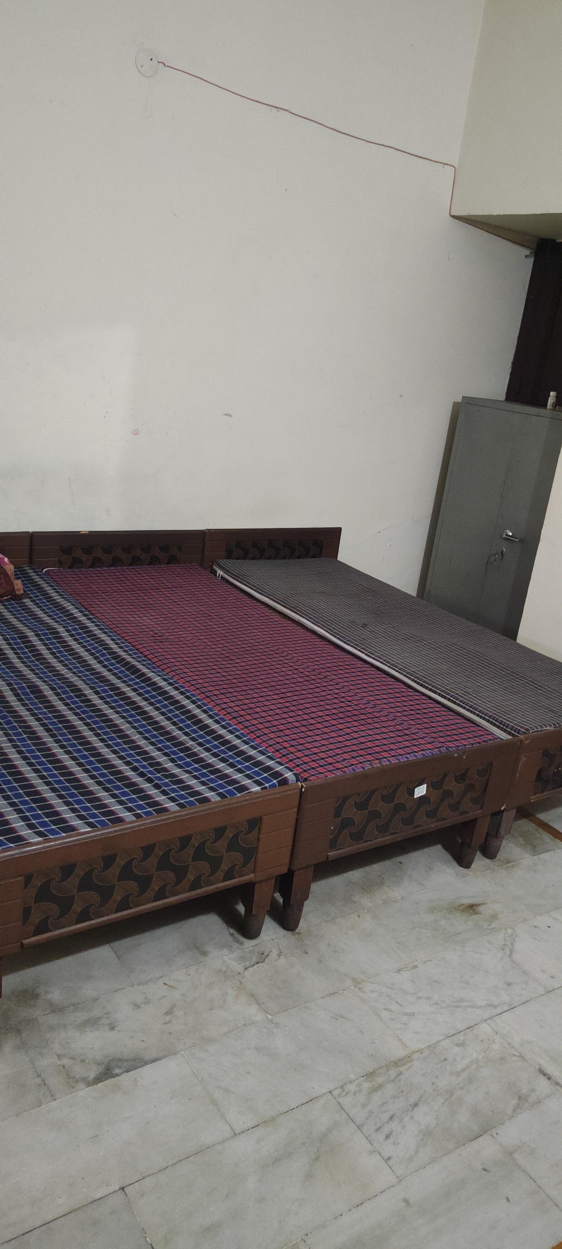 PG for Girls in Sahibzada Ajit Singh Nagar