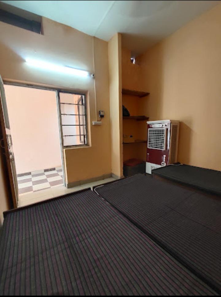 PG for Boys in Randhawa Road
