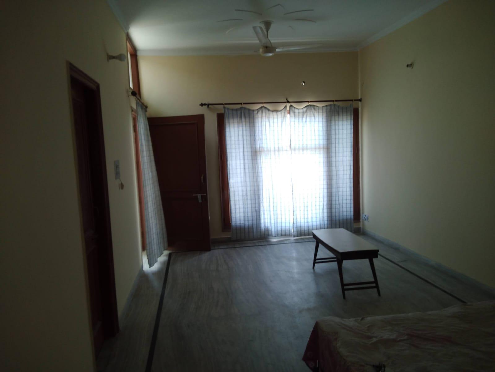 Room for rent