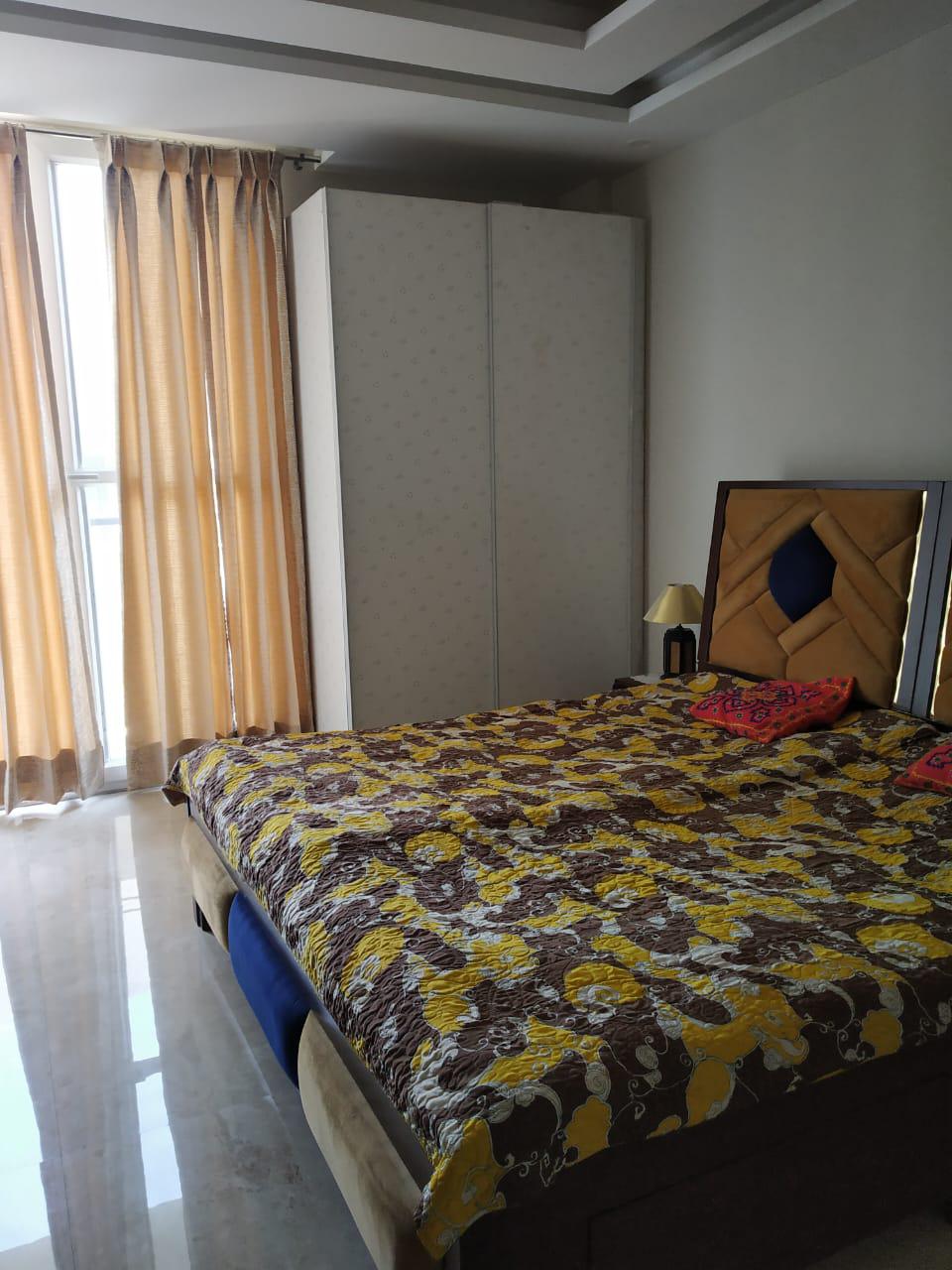 4BHK Flat for Rent