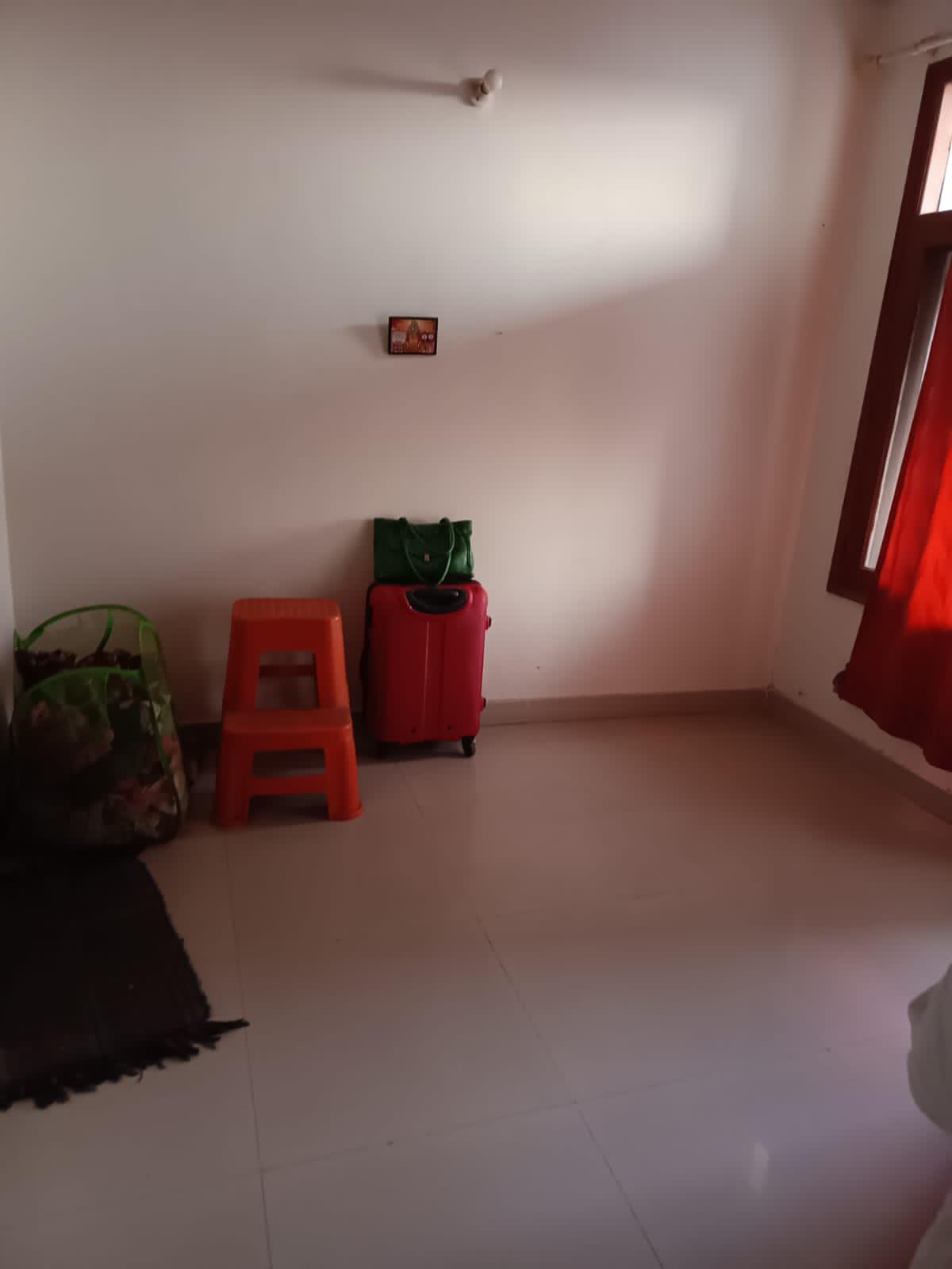 2BHK Semi Furnished Flat