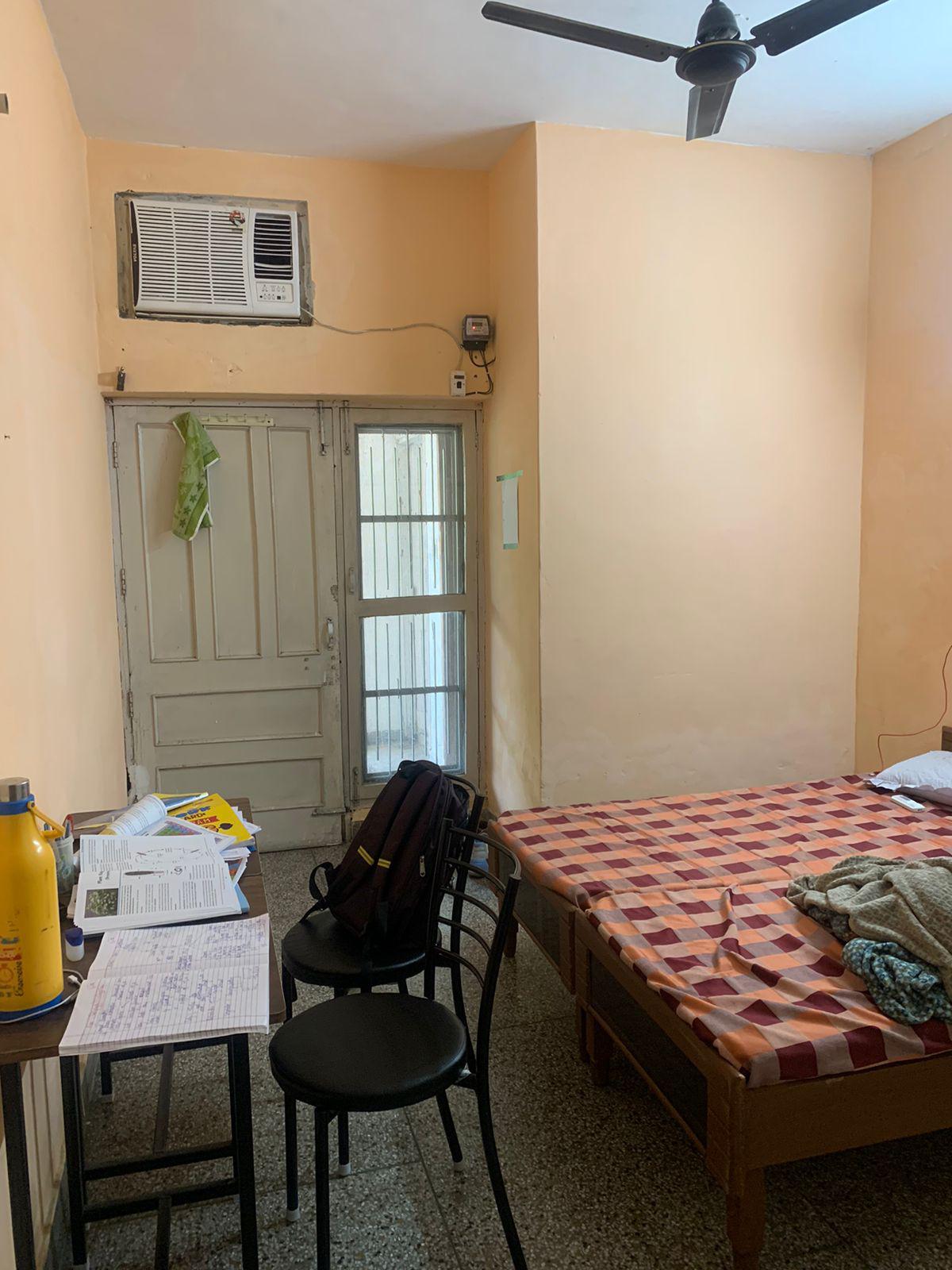 Room for rent