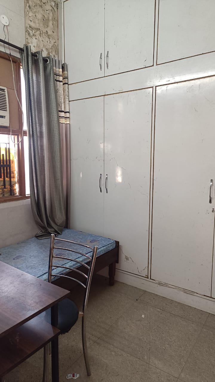Room for rent